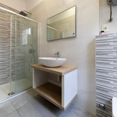 The Urban Nest By Belmont Realty Διαμέρισμα