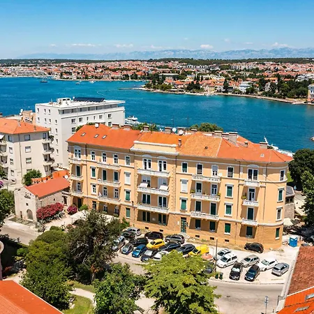 The Urban Nest By Belmont Realty Διαμέρισμα *